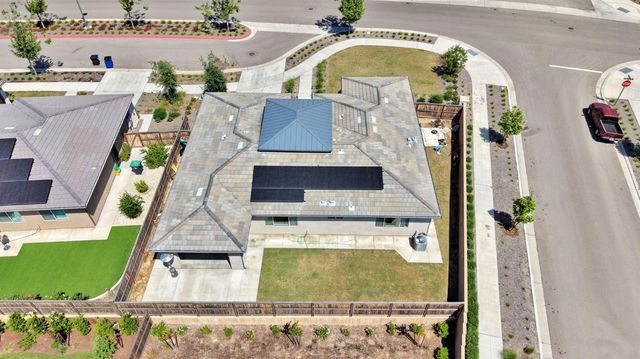 1020 Treasure Hills Drive, Madera, CA 93636