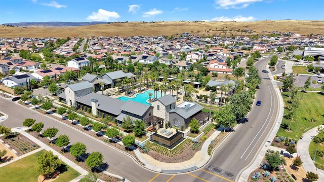 1020 Treasure Hills Drive, Madera, CA 93636