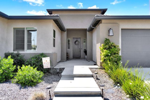 1020 Treasure Hills Drive, Madera, CA 93636