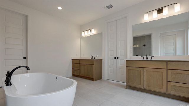 10020 Forelock Creek, San Antonio, TX 78254