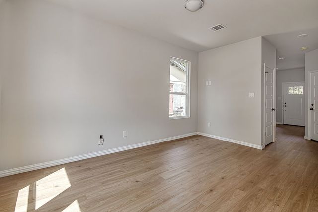 3121 Lumber Street, Fort Worth, TX 76112