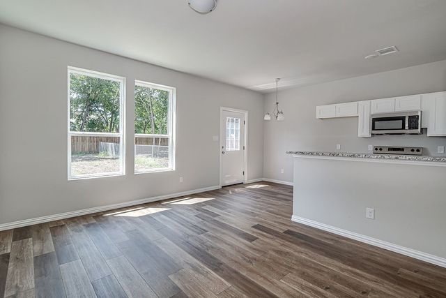 3121 Lumber Street, Fort Worth, TX 76112