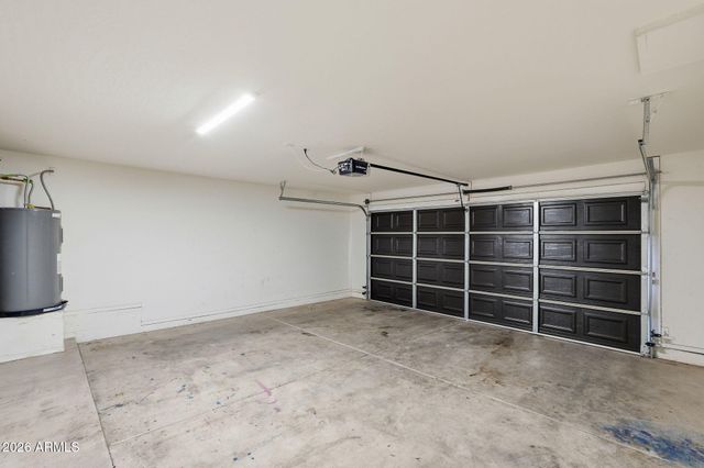 11239 W ROMA Avenue, Phoenix, AZ 85037