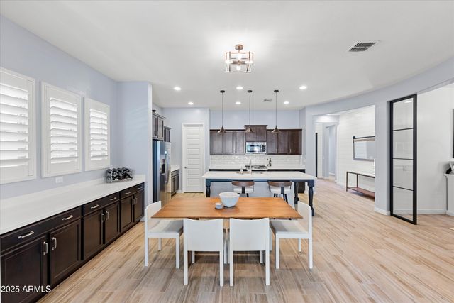 4622 E CASITAS DEL RIO Drive, Phoenix, AZ 85050