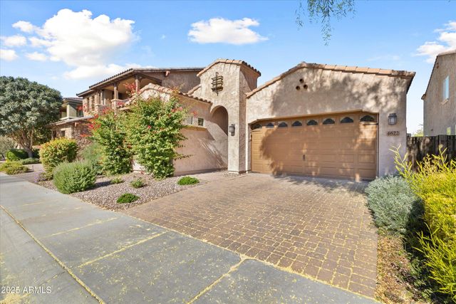 4622 E CASITAS DEL RIO Drive, Phoenix, AZ 85050