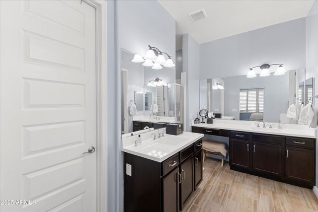 4622 E CASITAS DEL RIO Drive, Phoenix, AZ 85050