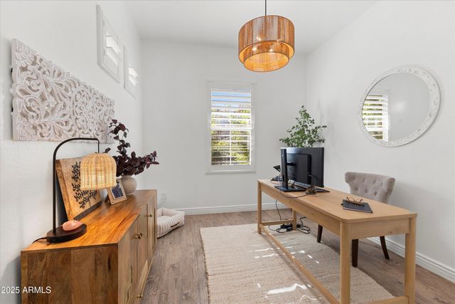 4622 E CASITAS DEL RIO Drive, Phoenix, AZ 85050