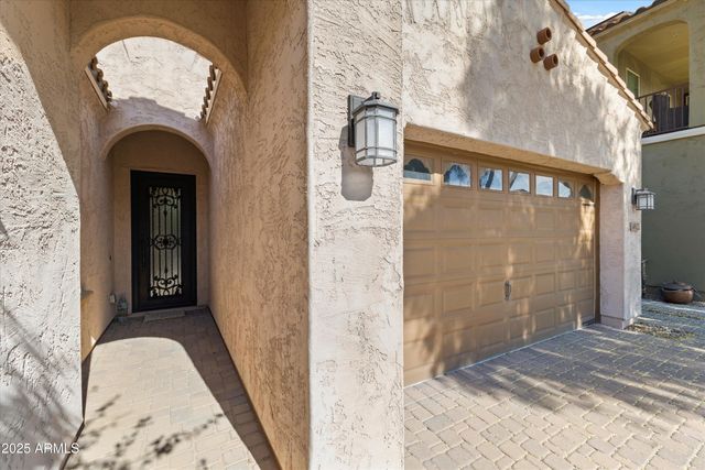 4622 E CASITAS DEL RIO Drive, Phoenix, AZ 85050