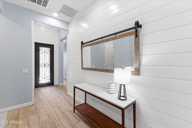 4622 E CASITAS DEL RIO Drive, Phoenix, AZ 85050