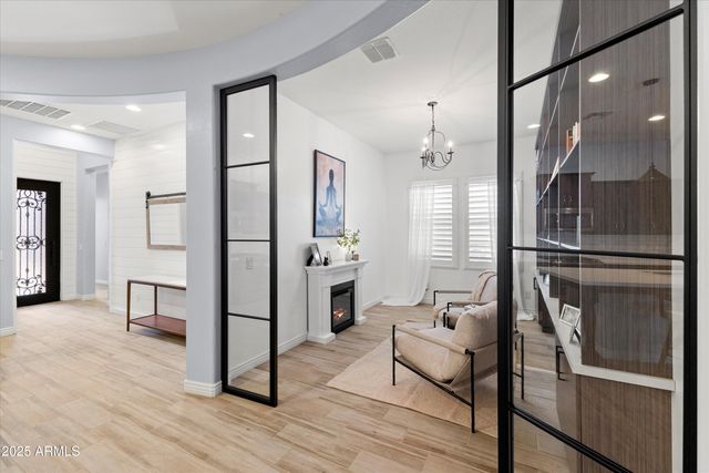 4622 E CASITAS DEL RIO Drive, Phoenix, AZ 85050