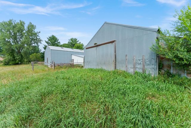 32360 Roanoke Street NW, Cambridge, MN 55008