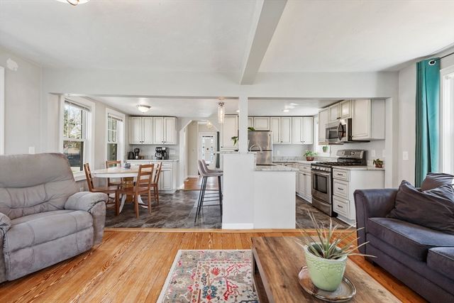 8 Hitch, Fairhaven, MA 02719