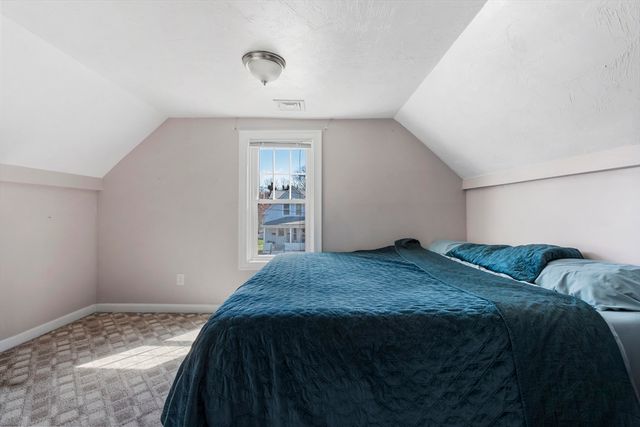 8 Hitch, Fairhaven, MA 02719