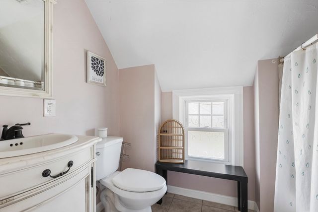 8 Hitch, Fairhaven, MA 02719