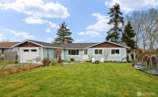 801 Livingston Bay Shore Drive, Camano Island, WA 98282