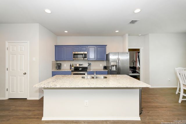 318 Saiga Dr, New Braunfels, TX 78130