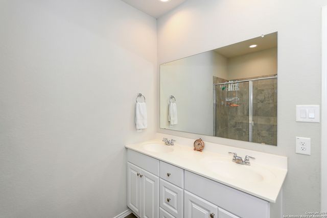 318 Saiga Dr, New Braunfels, TX 78130