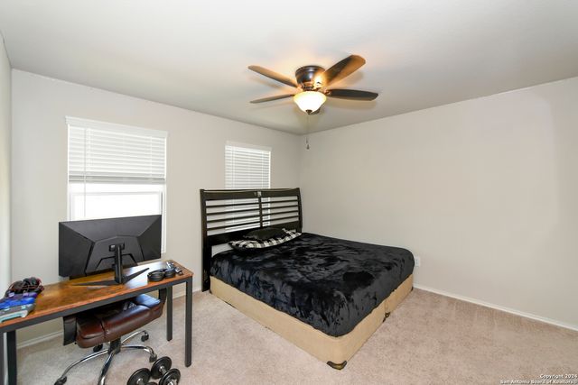 318 Saiga Dr, New Braunfels, TX 78130