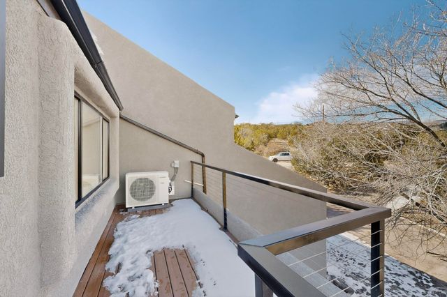 5 Pine Tree Court, Cedar Crest, NM 87008