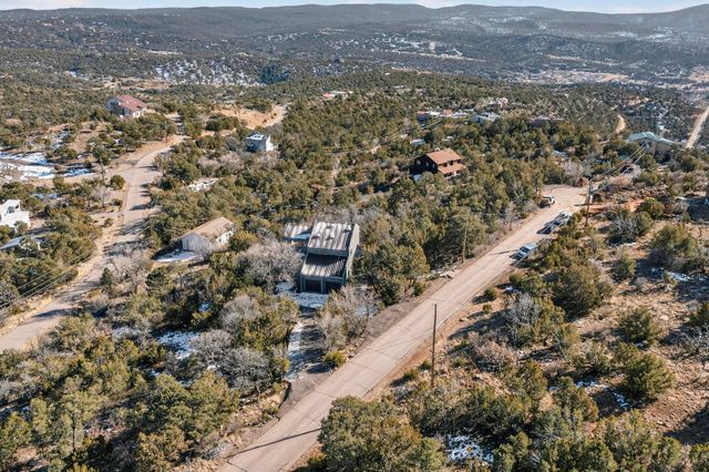 5 Pine Tree Court, Cedar Crest, NM 87008