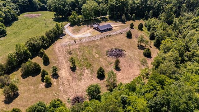 3 Harrison Rd, Five Points, TN 38457