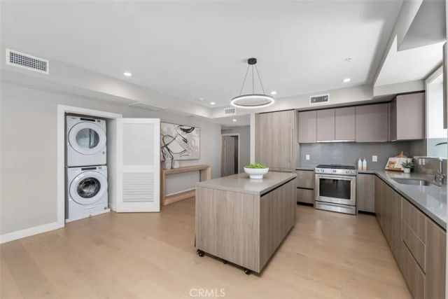 39 S Los Robles Avenue 6020, Pasadena, CA 91101