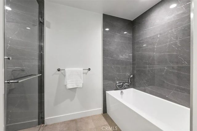 39 S Los Robles Avenue 6020, Pasadena, CA 91101