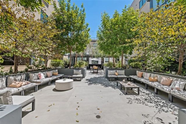39 S Los Robles Avenue 6020, Pasadena, CA 91101