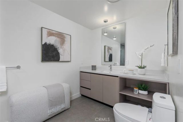 39 S Los Robles Avenue 6020, Pasadena, CA 91101