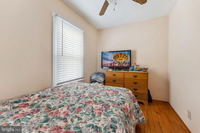 125 W 1ST AVE, North Wildwood, NJ 08260