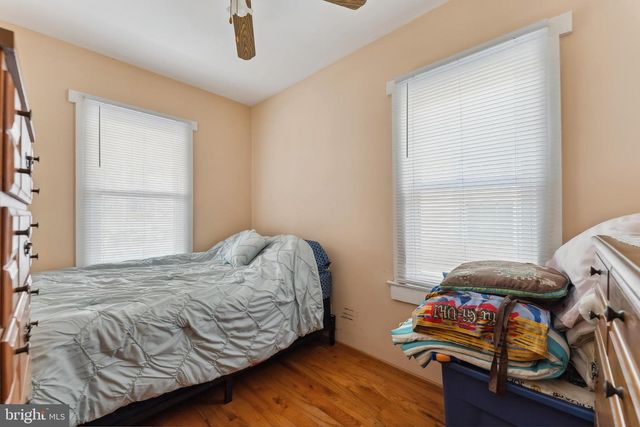 125 W 1ST AVE, North Wildwood, NJ 08260