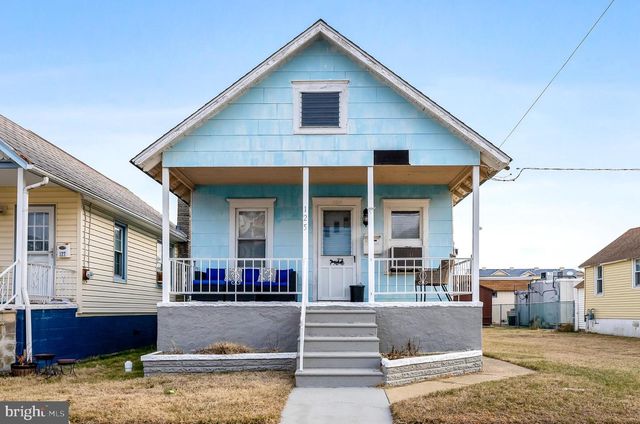 125 W 1ST AVE, North Wildwood, NJ 08260