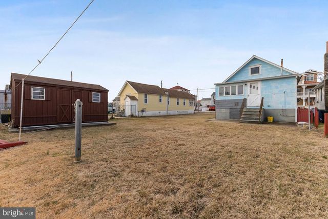 125 W 1ST AVE, North Wildwood, NJ 08260