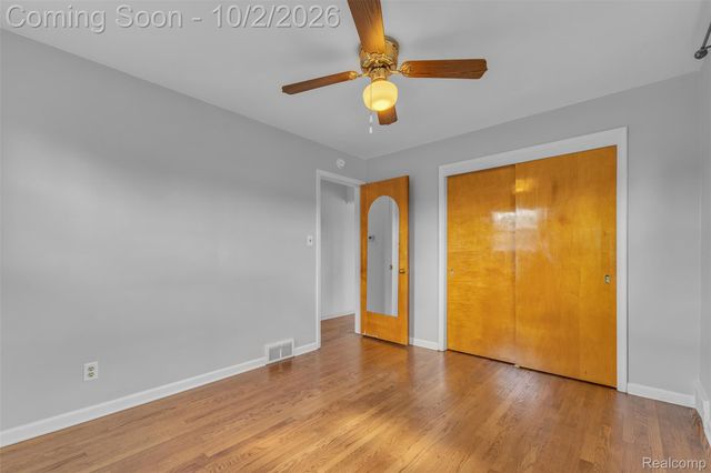 6725 Elizabeth Street, Garden City, MI 48135