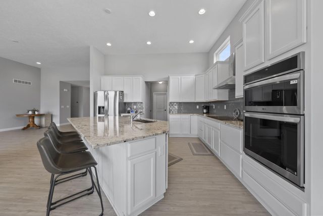 2836 Basil Drive, Delaware, OH 43015
