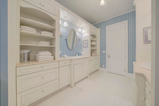 5270 Pennock Point Road, Jupiter, FL 33458