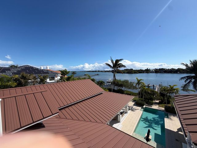 5270 Pennock Point Road, Jupiter, FL 33458