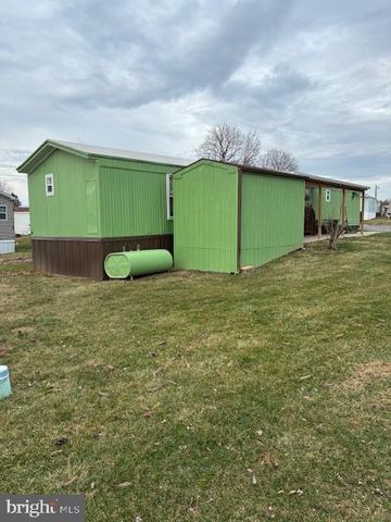 305 PALM CITY PARK, Annville, PA 17003