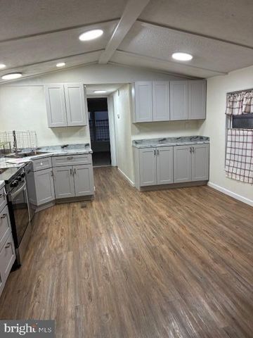 305 PALM CITY PARK, Annville, PA 17003