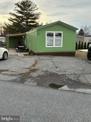 305 PALM CITY PARK, Annville, PA 17003