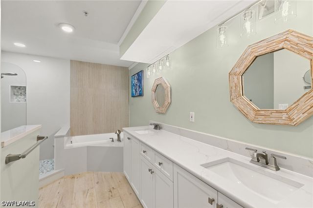 201 Vintage Bay DR 2, Marco Island, FL 34145