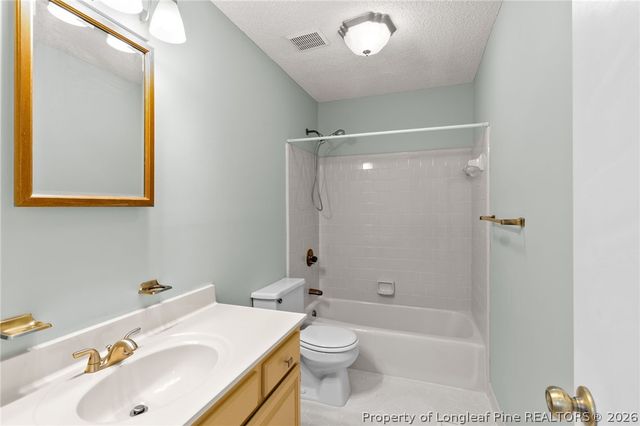 2944 Wedgeview Drive, Fayetteville, NC 28306