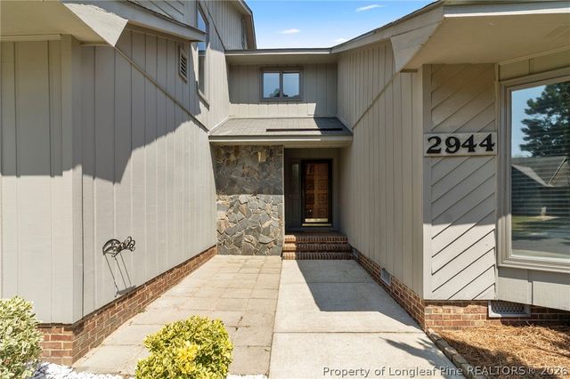 2944 Wedgeview Drive, Fayetteville, NC 28306