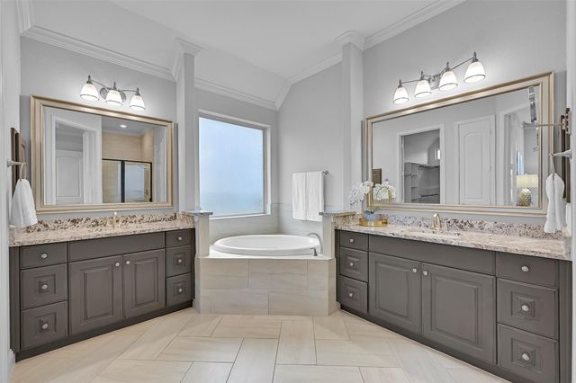 1321 Summer Field Lane, Friendswood, TX 77546