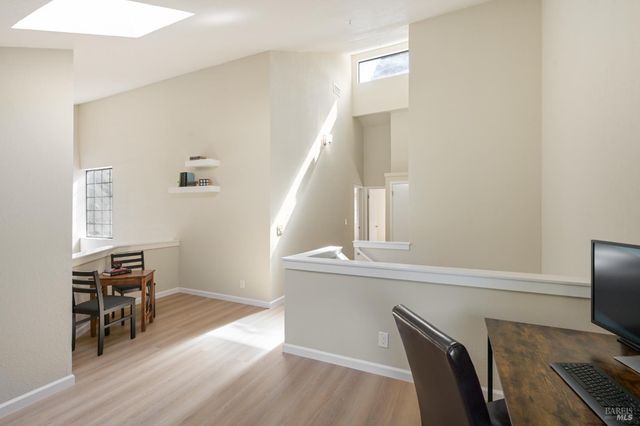 194 Pelican Ln, Novato, CA 94949