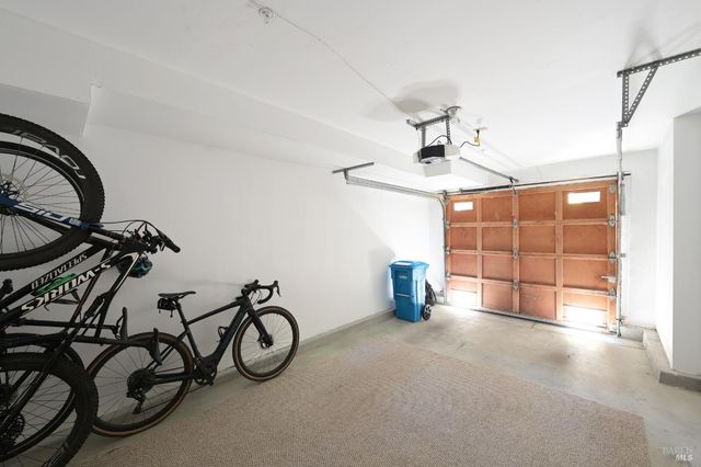194 Pelican Ln, Novato, CA 94949