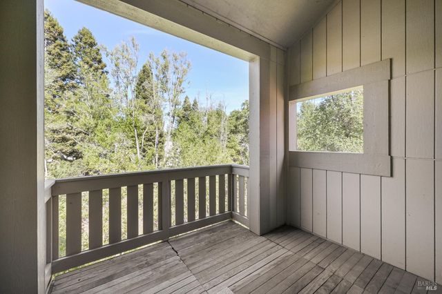 194 Pelican Ln, Novato, CA 94949