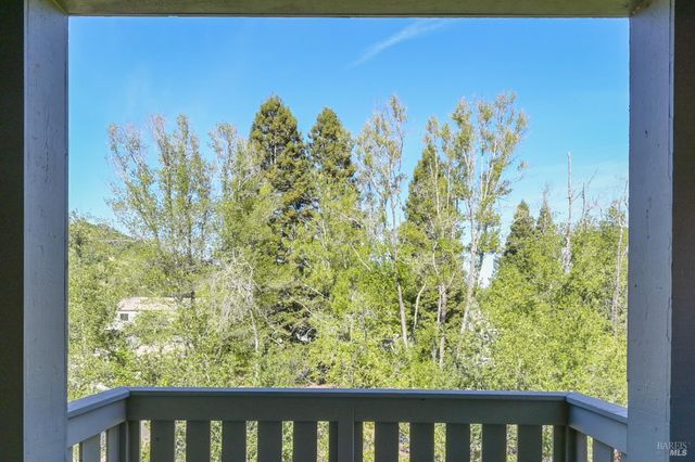 194 Pelican Ln, Novato, CA 94949