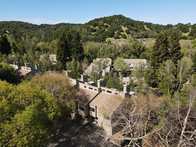 194 Pelican Ln, Novato, CA 94949