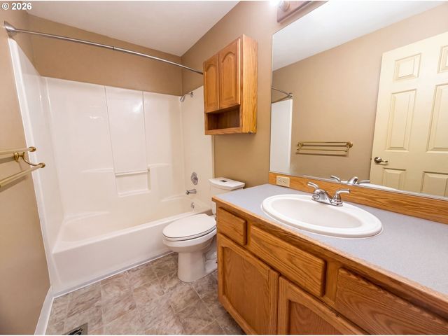 7201 Ne 102ND Ct, Vancouver, WA 98660